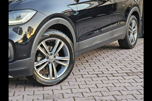 Volkswagen T-Cross 1.0 TSI Style | Automaat | LED | Trekhaak | Stoelverwarming | Camera | PDC | App-connect | All-seasons |