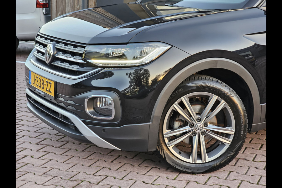 Volkswagen T-Cross 1.0 TSI Style | Automaat | LED | Trekhaak | Stoelverwarming | Camera | PDC | App-connect | All-seasons |