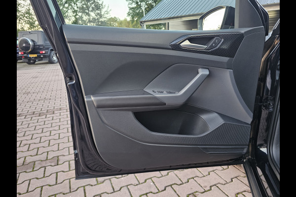 Volkswagen T-Cross 1.0 TSI Style | Automaat | LED | Trekhaak | Stoelverwarming | Camera | PDC | App-connect | All-seasons |