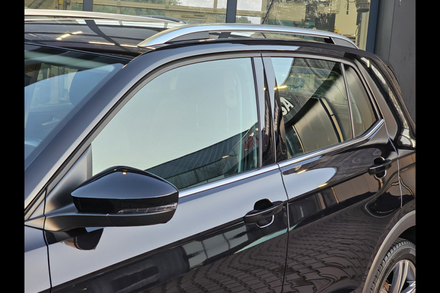Volkswagen T-Cross 1.0 TSI Style | Automaat | LED | Trekhaak | Stoelverwarming | Camera | PDC | App-connect | All-seasons |