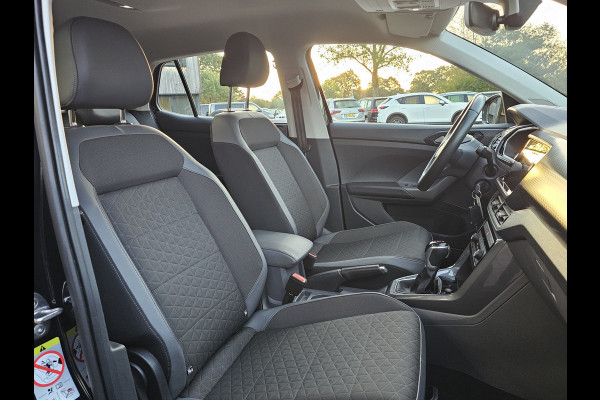Volkswagen T-Cross 1.0 TSI Style | Automaat | LED | Trekhaak | Stoelverwarming | Camera | PDC | App-connect | All-seasons |