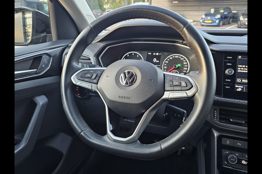 Volkswagen T-Cross 1.0 TSI Style | Automaat | LED | Trekhaak | Stoelverwarming | Camera | PDC | App-connect | All-seasons |