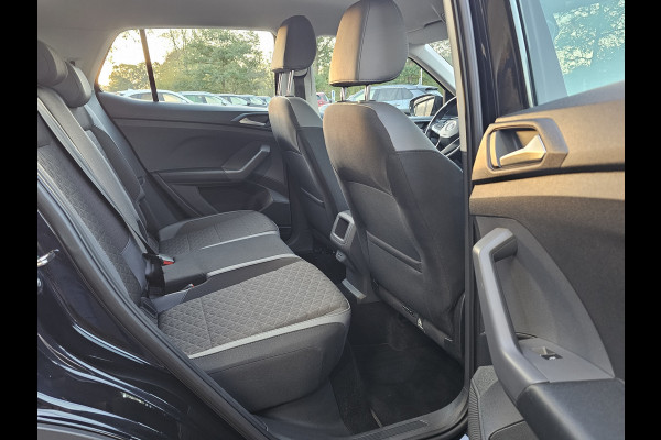 Volkswagen T-Cross 1.0 TSI Style | Automaat | LED | Trekhaak | Stoelverwarming | Camera | PDC | App-connect | All-seasons |