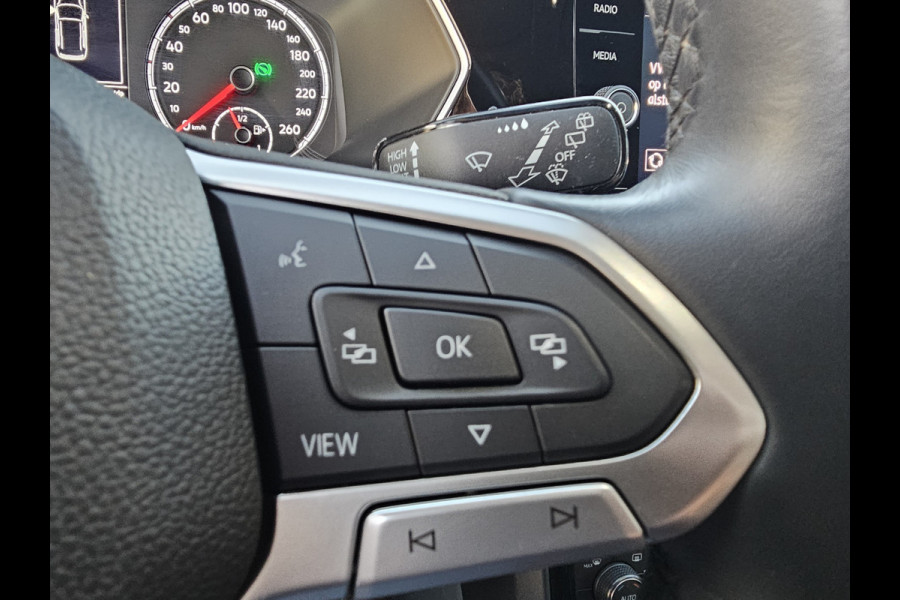 Volkswagen T-Cross 1.0 TSI Style | Automaat | LED | Trekhaak | Stoelverwarming | Camera | PDC | App-connect | All-seasons |