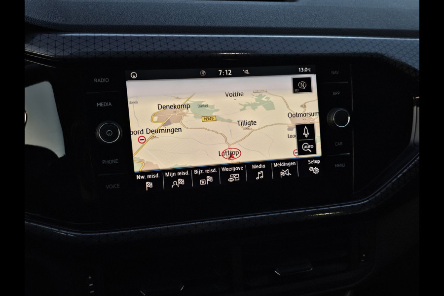 Volkswagen T-Cross 1.0 TSI Style | Automaat | LED | Trekhaak | Stoelverwarming | Camera | PDC | App-connect | All-seasons |