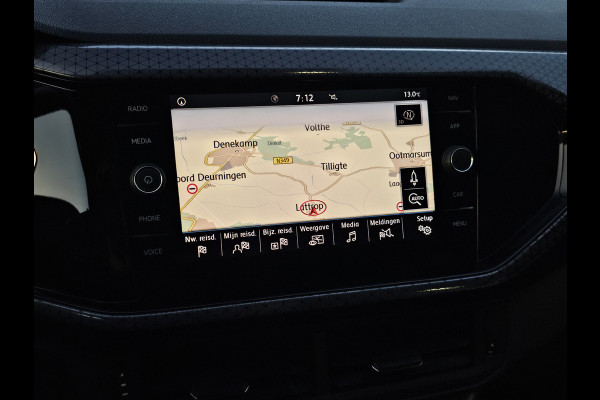 Volkswagen T-Cross 1.0 TSI Style | Automaat | LED | Trekhaak | Stoelverwarming | Camera | PDC | App-connect | All-seasons |