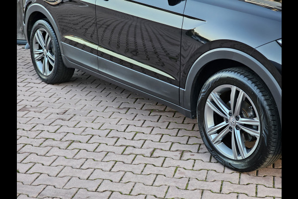 Volkswagen T-Cross 1.0 TSI Style | Automaat | LED | Trekhaak | Stoelverwarming | Camera | PDC | App-connect | All-seasons |