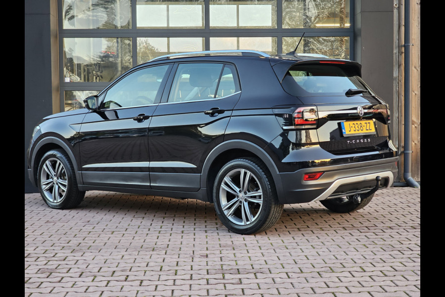 Volkswagen T-Cross 1.0 TSI Style | Automaat | LED | Trekhaak | Stoelverwarming | Camera | PDC | App-connect | All-seasons |