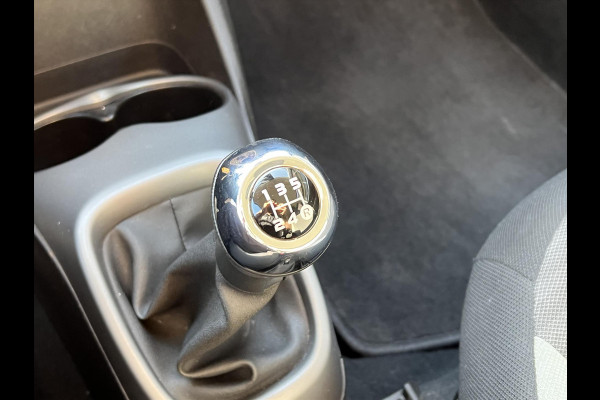 Toyota Aygo 1.0 VVT-i X-joy | Apple CarPlay/Android Auto, Airco, Lichtmetalen velgen, Safety Sense, Mistlampen