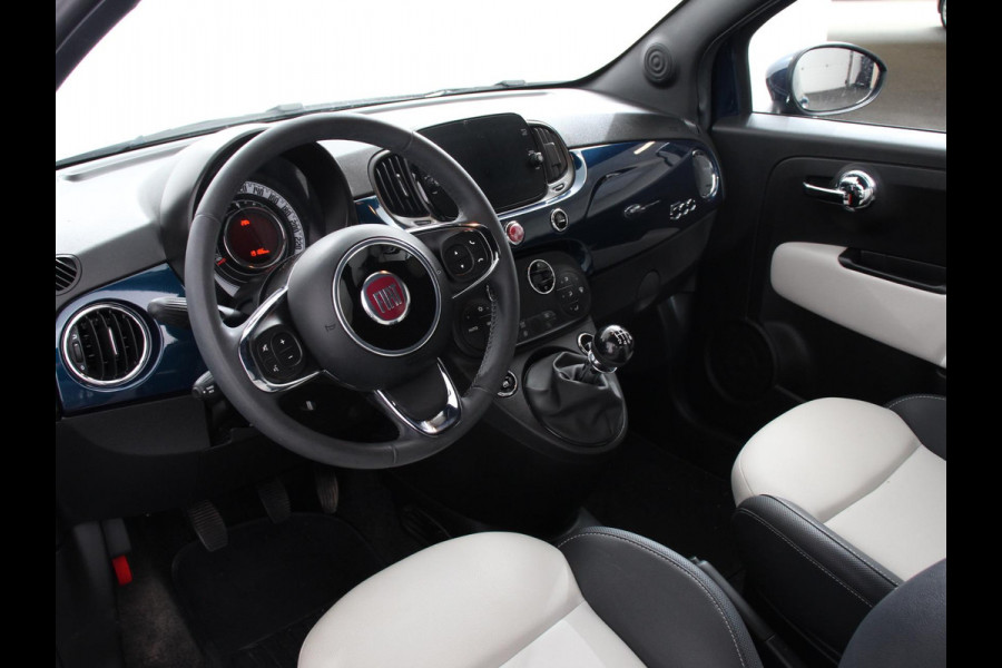 Fiat 500C 1.0 Hybrid Dolcevita Airco Cruise control Lichtmetalen velgen Apple Carplay/ Android Auto Navigatie Parkeersensor achter