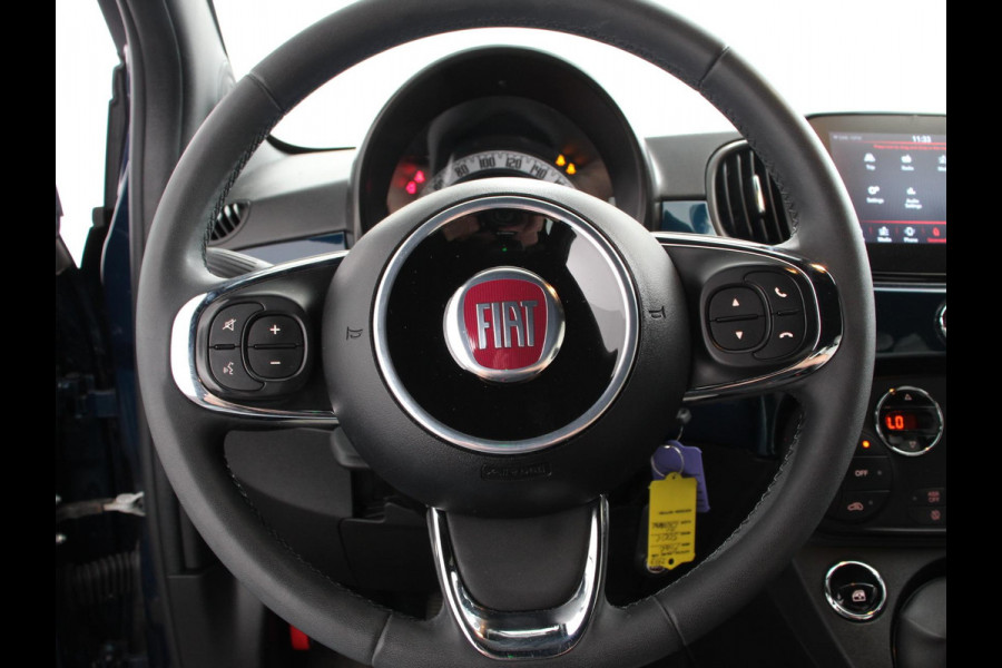 Fiat 500C 1.0 Hybrid Dolcevita Airco Cruise control Lichtmetalen velgen Apple Carplay/ Android Auto Navigatie Parkeersensor achter