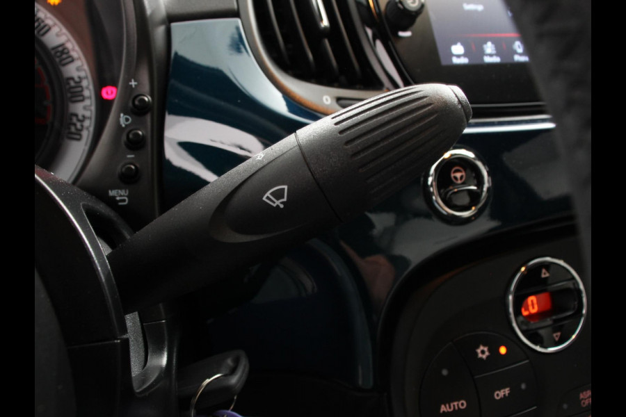 Fiat 500C 1.0 Hybrid Dolcevita Airco Cruise control Lichtmetalen velgen Apple Carplay/ Android Auto Navigatie Parkeersensor achter