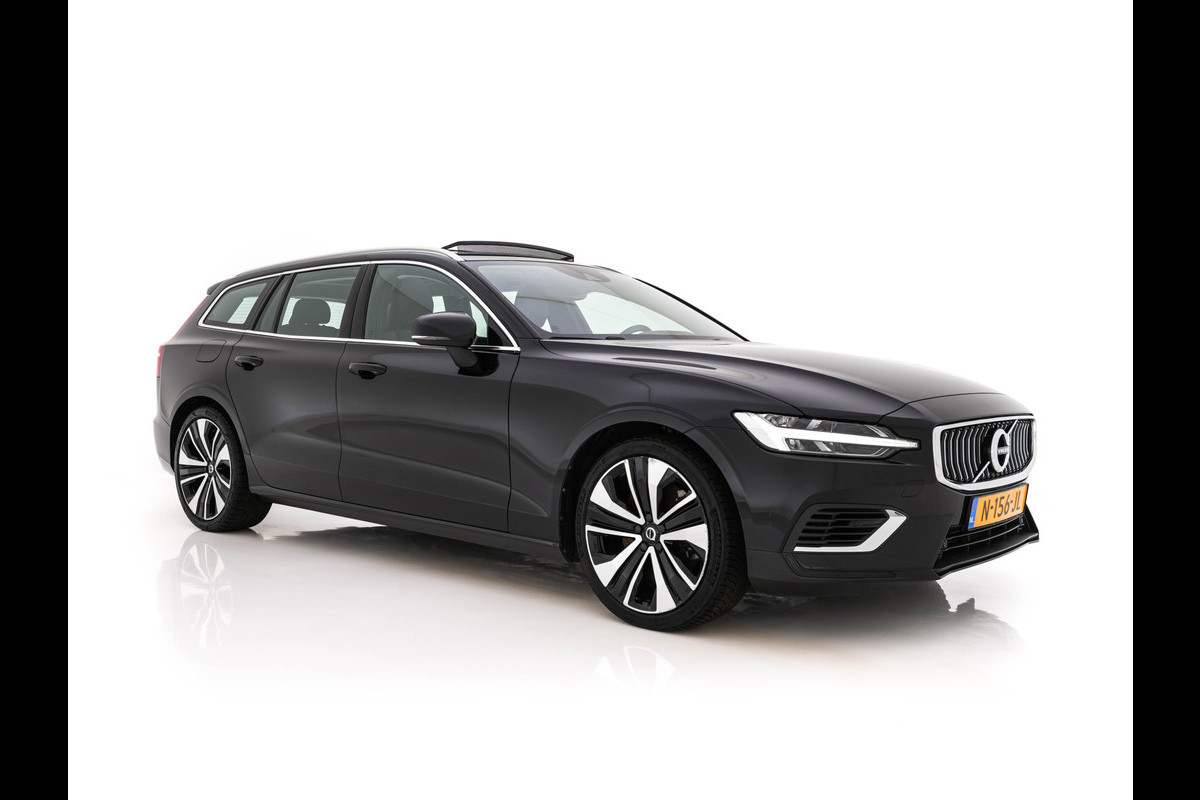 Volvo V60 2.0 T6 Recharge AWD Inscription (Plug-in) (INCL-BTW) Aut. *PANO | LEATHER | FULL-LED | MEMORY-PACK | KEYLESS | DIGI-COCKPIT | NAVI-FULLMAP | HEATED-SPORTSEATS | ECC | CRUISE | DAB | TOWBAR | 19''ALU*