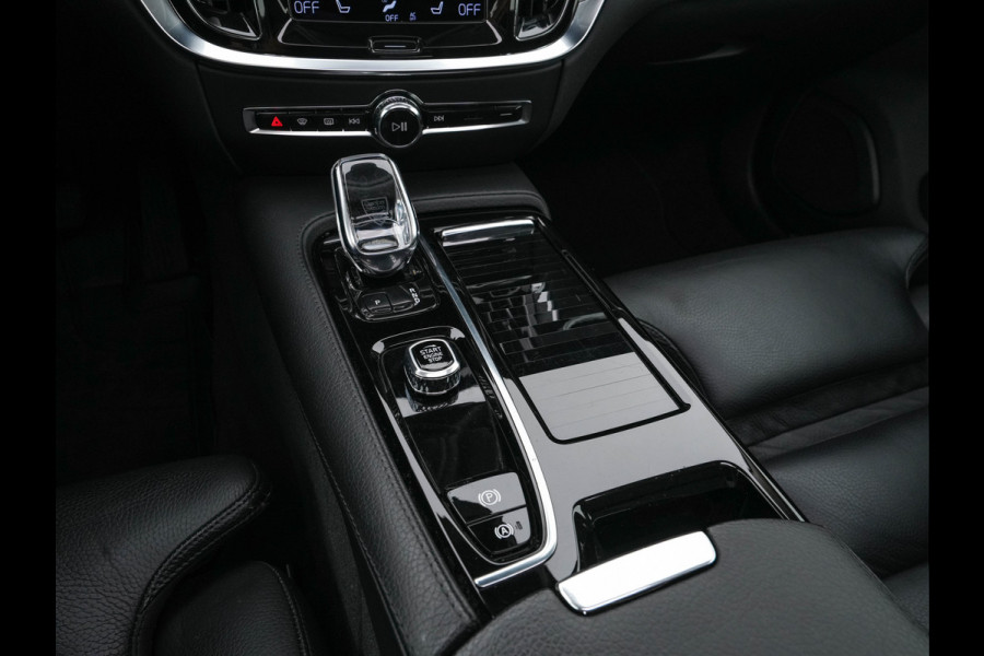 Volvo V60 2.0 T6 Recharge AWD Inscription (Plug-in) (INCL-BTW) Aut. *PANO | LEATHER | FULL-LED | MEMORY-PACK | KEYLESS | DIGI-COCKPIT | NAVI-FULLMAP | HEATED-SPORTSEATS | ECC | CRUISE | DAB | TOWBAR | 19''ALU*