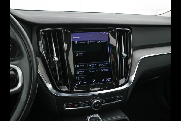 Volvo V60 2.0 T6 Recharge AWD Inscription (Plug-in) (INCL-BTW) Aut. *PANO | LEATHER | FULL-LED | MEMORY-PACK | KEYLESS | DIGI-COCKPIT | NAVI-FULLMAP | HEATED-SPORTSEATS | ECC | CRUISE | DAB | TOWBAR | 19''ALU*