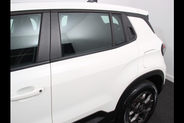 Jeep Avenger Longitude 54 kWh Automaat Navigatie Apple Carplay/ Android Auto Parkeersensor achter Cruise Control Stoelverwarming Full LED Virtual Cockpit Climate Control
