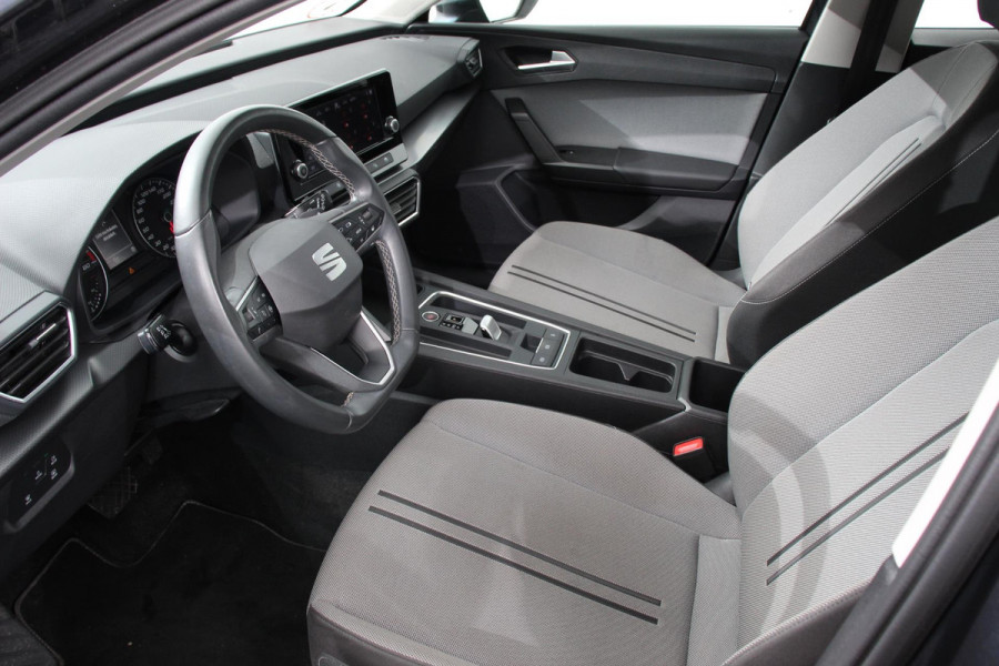 Seat Leon Sportstourer 1.5 eTSI 150pk Automaat Style Navigatie Apple Carplay/Android Auto Adaptive Cruise control Led Lichtmetalen velgen