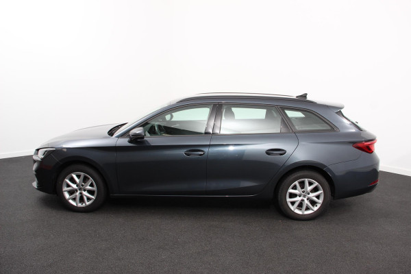Seat Leon Sportstourer 1.5 eTSI 150pk Automaat Style Navigatie Apple Carplay/Android Auto Adaptive Cruise control Led Lichtmetalen velgen