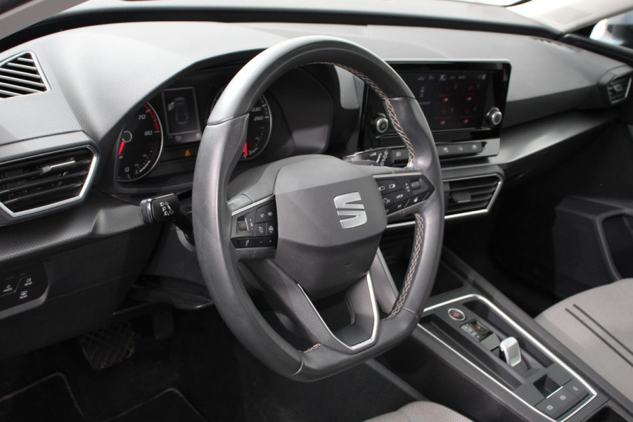 Seat Leon Sportstourer 1.5 eTSI 150pk Automaat Style Navigatie Apple Carplay/Android Auto Adaptive Cruise control Led Lichtmetalen velgen