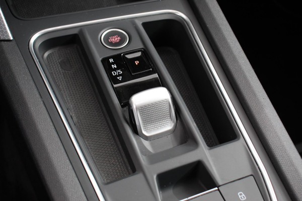 Seat Leon Sportstourer 1.5 eTSI 150pk Automaat Style Navigatie Apple Carplay/Android Auto Adaptive Cruise control Led Lichtmetalen velgen