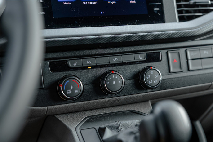 Volkswagen Transporter T6.1 2.0 TDI 150 PK L2H1 DSG DC | Dubbel cabine | 6-Zitter | Bi-Xenon | Camera | CarPlay | MF Stuur | Nieuw | BPM Vrij | DAB | Trekhaak | Cruise control