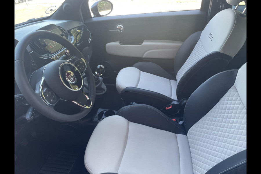 Fiat 500C 1.0 Hybrid 69pk Dolcevita Navigatie Apple Carplay/Android Auto Parkeersensor achter Cruise Control Climatronic