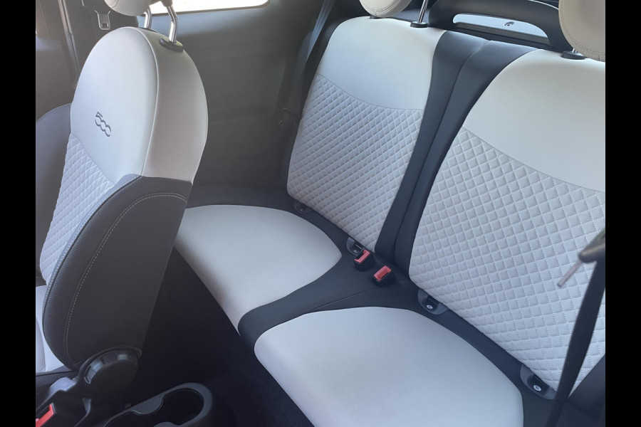 Fiat 500C 1.0 Hybrid 69pk Dolcevita Navigatie Apple Carplay/Android Auto Parkeersensor achter Cruise Control Climatronic
