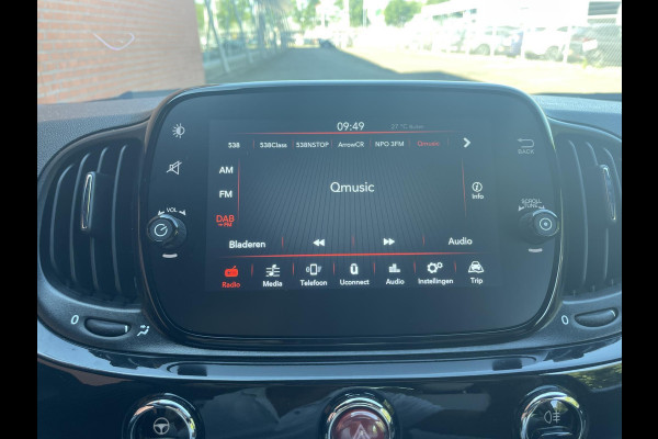 Fiat 500C 1.0 Hybrid 69pk Dolcevita Navigatie Apple Carplay/Android Auto Parkeersensor achter Cruise Control Climatronic