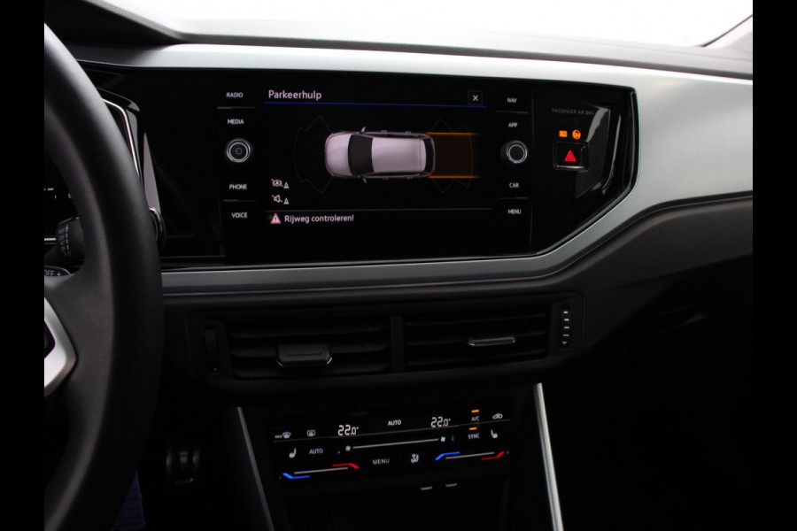 Volkswagen Polo 1.0 TSI Goal Automaat Navigatie Apple Carplay/Android Auto Parkeersensoren Adaptive Cruise Control Stoelverwarming Matrix LED koplampen Climate Control