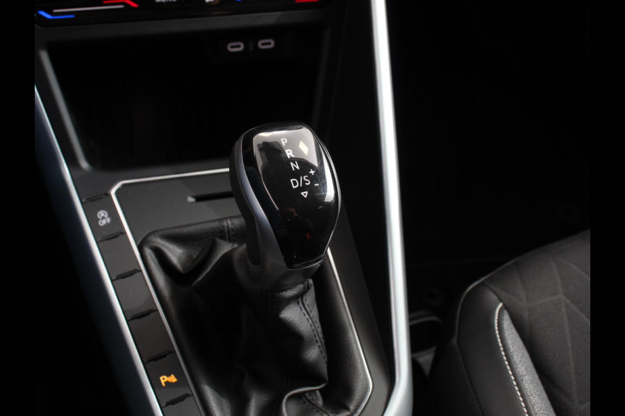 Volkswagen Polo 1.0 TSI Goal Automaat Navigatie Apple Carplay/Android Auto Parkeersensoren Adaptive Cruise Control Stoelverwarming Matrix LED koplampen Climate Control