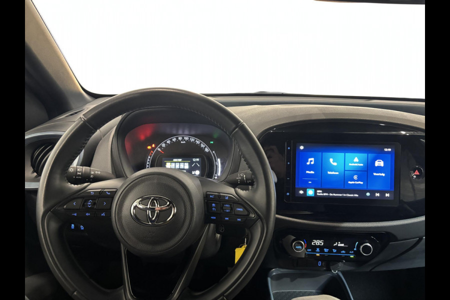 Toyota Aygo X 1.0 VVT-i Automaat Pulse Navigatie Apple Carplay/Android Auto Camera  Climate Control Adaptive Cruise Control Two Tone