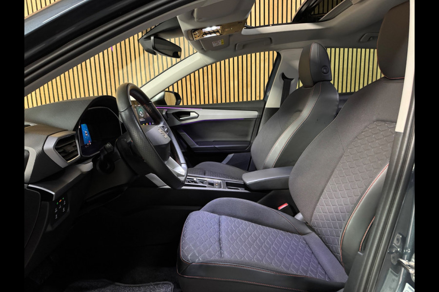 Seat Leon 1.4 TSI eHybrid PHEV FR PANO|AMBIENT|MATRIX KOPLAMPEN|STOEL + STUUR VERWARMING| 17 INCH LMV