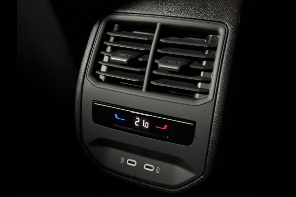 Seat Leon 1.4 TSI eHybrid PHEV FR PANO|AMBIENT|MATRIX KOPLAMPEN|STOEL + STUUR VERWARMING| 17 INCH LMV