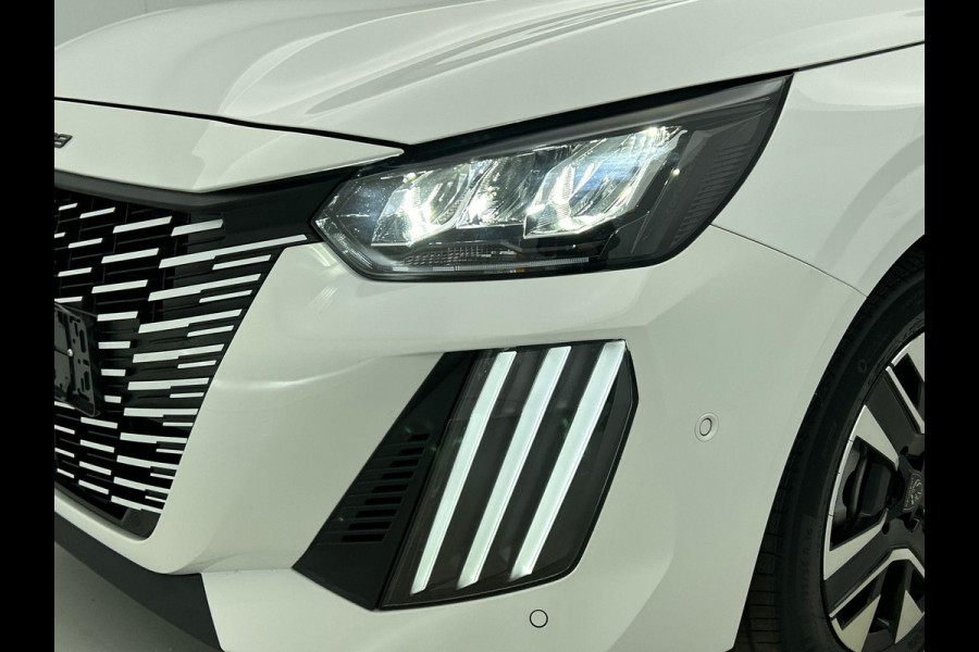 Peugeot 208 1.2 Hybrid 100PK Automaat Allure Navigatie Apple Carplay/Android Auto Airco Camera Parkeer sensoren Cruise Control Led Lichtmetalen Velgen