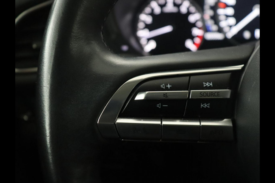 Mazda CX-30 2.0 e-SkyActiv-X M Hybrid Luxury | Trekhaak | Leder | Stuur/stoel verwarming | Adaptive cruise | Head up | 360 camera | Carplay | Climate control | BOSE sound |