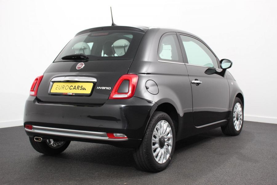 Fiat 500 1.0 Hybrid 69pk Dolcevita Navigatie Apple Carplay/Android Auto Panoramadak Parkeersensor achter Cruise Control Climate Control