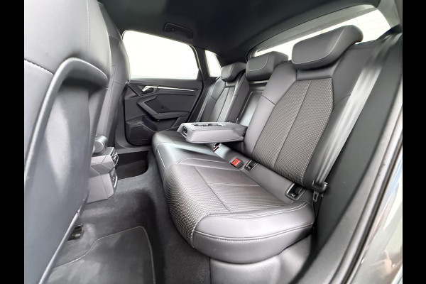 Audi A3 Sportback 45 TFSI e S edition Competition 245pk | PHEV |  3x S LINE | PANORAMADAK | KEYLESS GO & START | BLACK OPTIC PAKKET | STOELVERWARMING | AUDI DEALER ONDERHOUDEN |