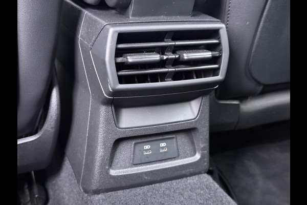 Audi A3 Sportback 45 TFSI e S edition Competition 245pk | PHEV |  3x S LINE | PANORAMADAK | KEYLESS GO & START | BLACK OPTIC PAKKET | STOELVERWARMING | AUDI DEALER ONDERHOUDEN |