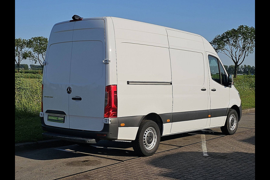Mercedes-Benz Sprinter 317 1.9 CDI L2H2 RWD Cruise control, Airco, Pdc, Camera, Stoelverwarming,  Automaat, Mbux, Carplay, Euro6, 170 PK