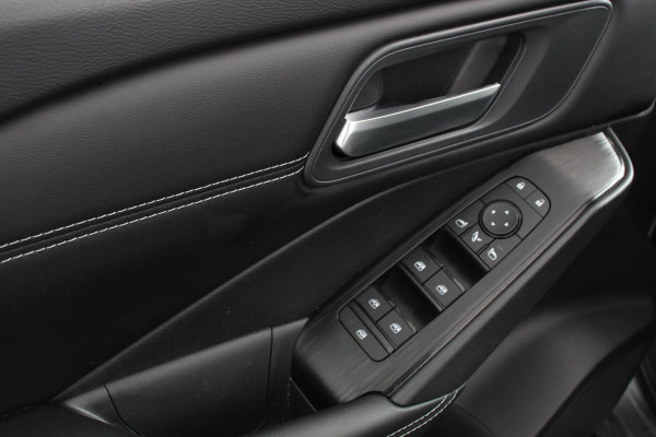 Nissan QASHQAI 1.3 MHEV Automaat Acenta Navigatie  Apple Carplay/Android Auto Climate Control  Adaptive Cruise control  Verwarmde voorstoelen