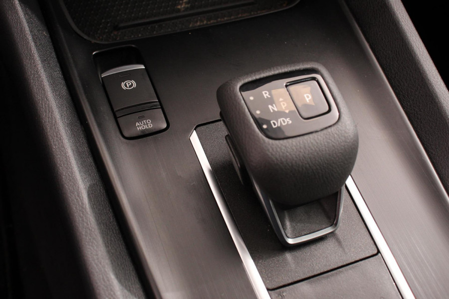 Nissan QASHQAI 1.3 MHEV Automaat Acenta Navigatie  Apple Carplay/Android Auto Climate Control  Adaptive Cruise control  Verwarmde voorstoelen