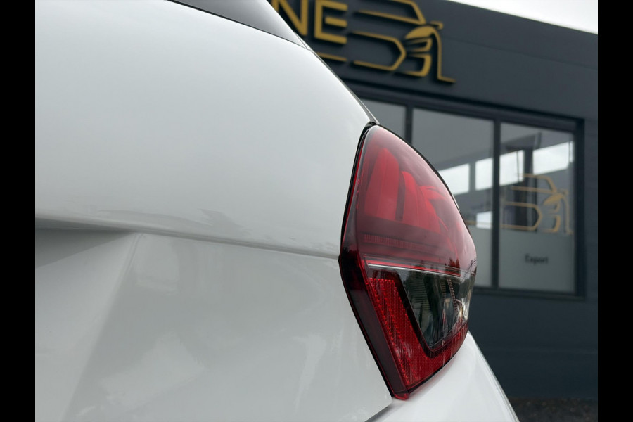 Peugeot 208 1.2 PureTech Blue Lion ✓D-riem vv 2024✓Dealer Onderhouden✓Carplay✓Navi✓Trekhaak✓2e Eigenaar✓Recent beurt gehad✓Airco✓Cruise✓Pdc✓5 Deurs✓Weinig Km✓N.A.P✓Apk tot 08-2027