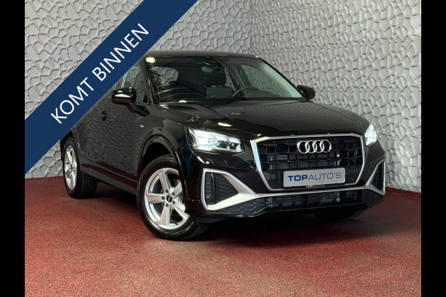 Audi Q2 35 TFSI 1.5 S-LINE ✅ NIEUW MODEL ✅150PK VIR.COCKPIT ELEK.KLEP TOUCHSCREEN CARPLAY NAVI CAMERA MATRIX LED STOELVERW. PDC KEYLESS 2026