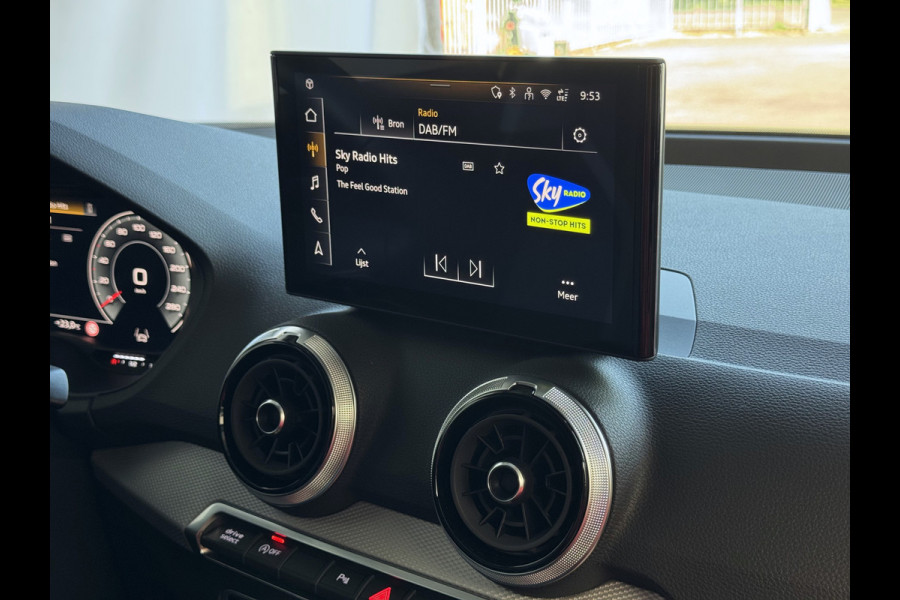 Audi Q2 35 TFSI 1.5 S-LINE ✅ NIEUW MODEL ✅150PK VIR.COCKPIT ELEK.KLEP TOUCHSCREEN CARPLAY NAVI CAMERA MATRIX LED STOELVERW. PDC KEYLESS 2026