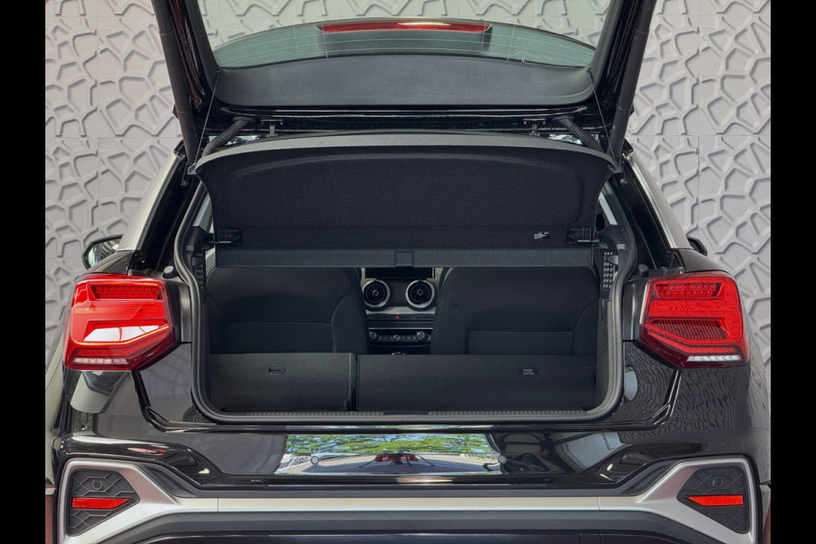 Audi Q2 35 TFSI 1.5 S-LINE ✅ NIEUW MODEL ✅150PK VIR.COCKPIT ELEK.KLEP TOUCHSCREEN CARPLAY NAVI CAMERA MATRIX LED STOELVERW. PDC KEYLESS 2026