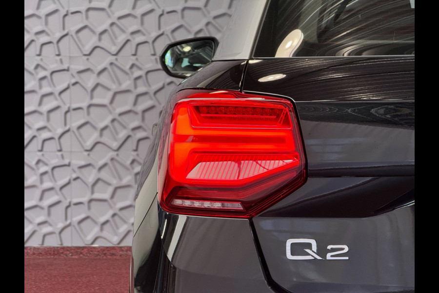 Audi Q2 35 TFSI 1.5 S-LINE ✅ NIEUW MODEL ✅150PK VIR.COCKPIT ELEK.KLEP TOUCHSCREEN CARPLAY NAVI CAMERA MATRIX LED STOELVERW. PDC KEYLESS 2026