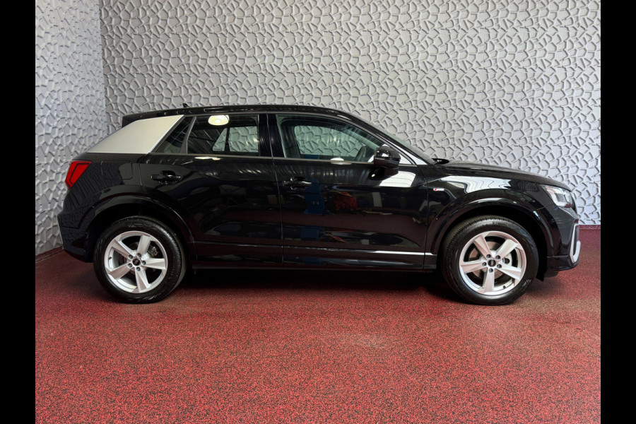 Audi Q2 35 TFSI 1.5 S-LINE ✅ NIEUW MODEL ✅150PK VIR.COCKPIT ELEK.KLEP TOUCHSCREEN CARPLAY NAVI CAMERA MATRIX LED STOELVERW. PDC KEYLESS 2026