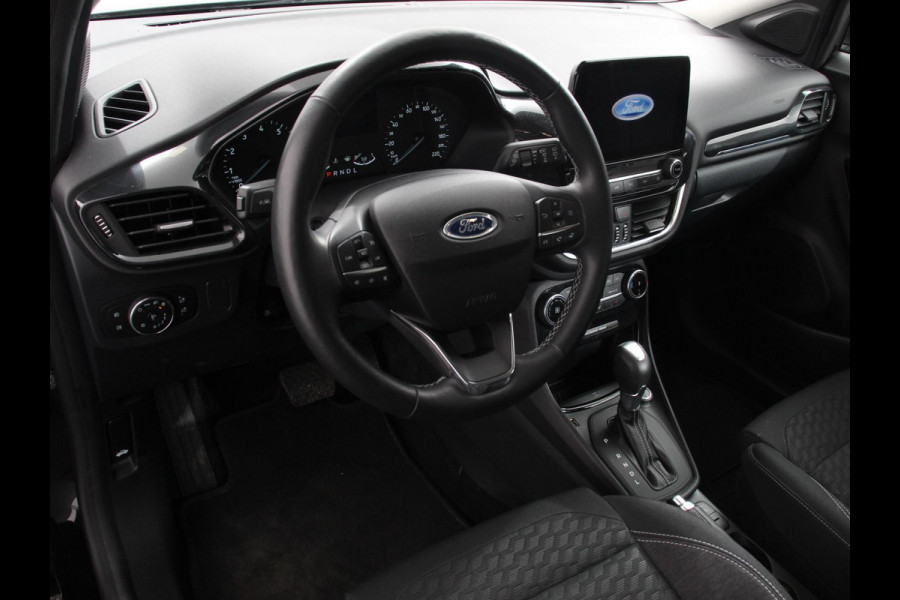 Ford Puma 1.0 EcoBoost Automaat Titanium Climate control LED Verwarmde voorstoelen Parkeersensor achter Cruise control Stuurverwarming Navigatie Lane assist Apple Carplay / Android auto