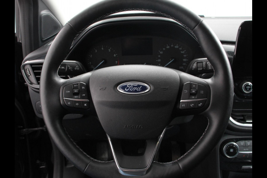 Ford Puma 1.0 EcoBoost Automaat Titanium Climate control LED Verwarmde voorstoelen Parkeersensor achter Cruise control Stuurverwarming Navigatie Lane assist Apple Carplay / Android auto