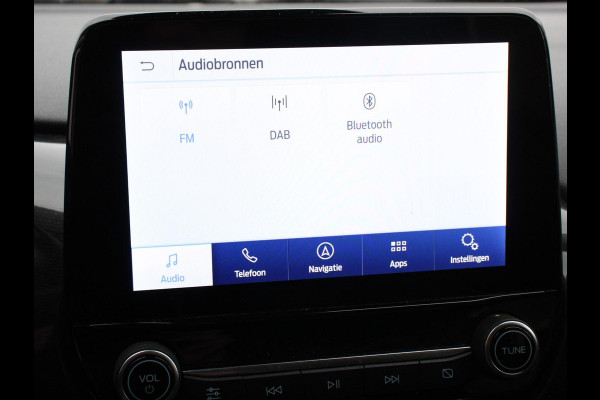 Ford Puma 1.0 EcoBoost Automaat Titanium Climate control LED Verwarmde voorstoelen Parkeersensor achter Cruise control Stuurverwarming Navigatie Lane assist Apple Carplay / Android auto
